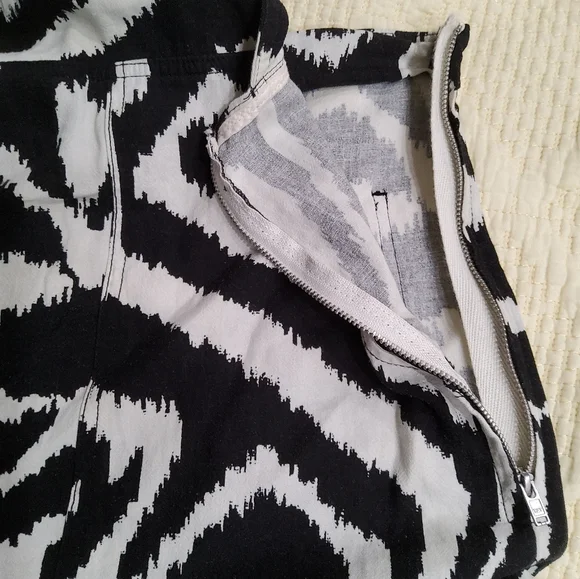 by Anthropologie Constance Wide Leg Overalls Size L - Picture 12 of 15